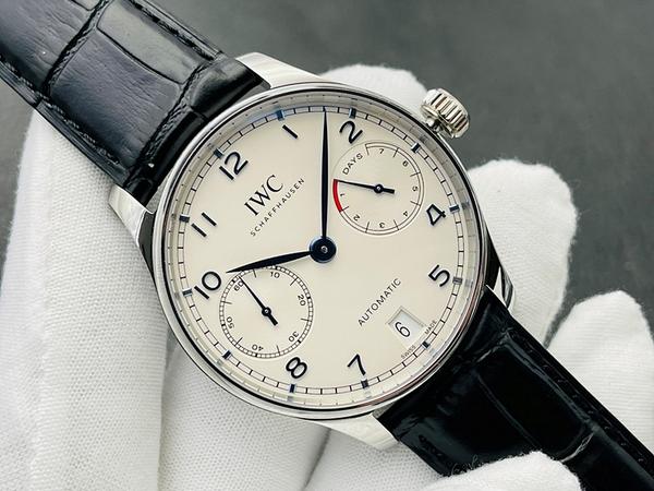 IWC 포르투기저 크로노그래프 화이트